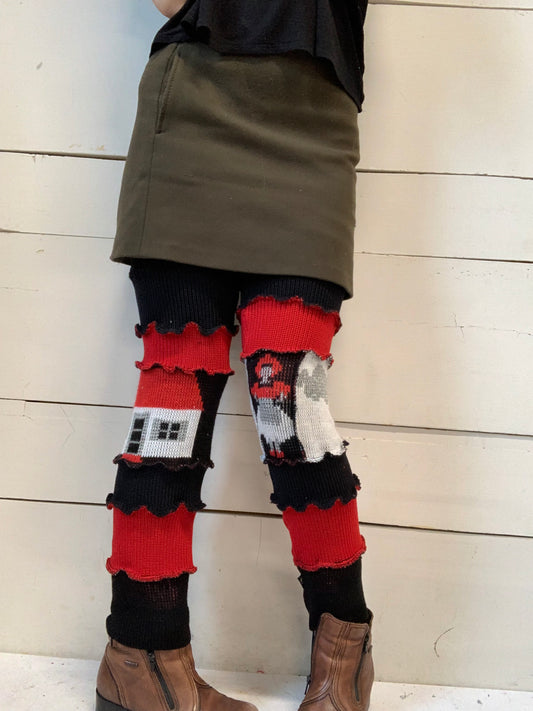 L’indispensable noir et rouge avec nuage, maison et petite femme ❤️