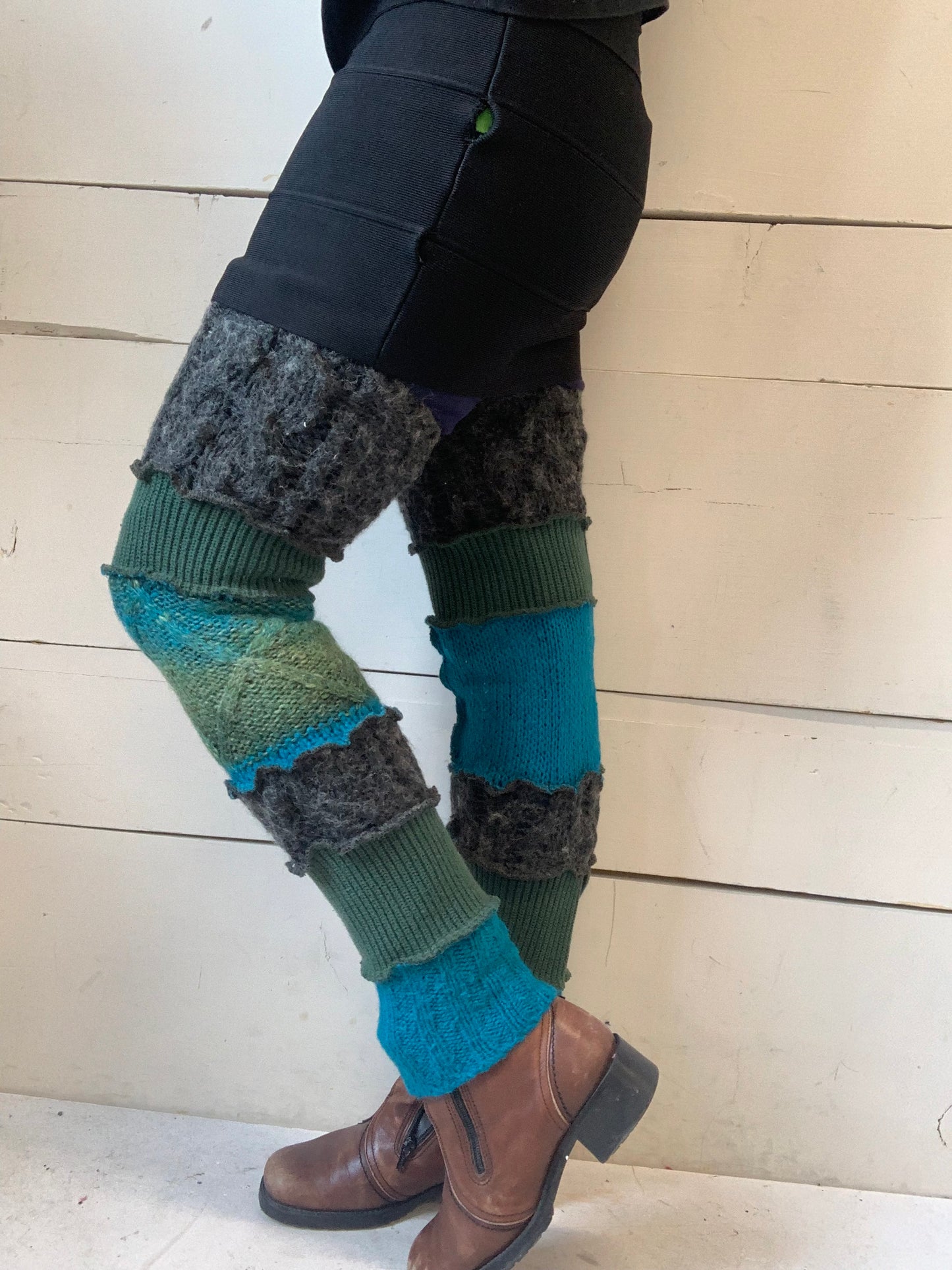 L’indispensable belle grise, turquoise et vert