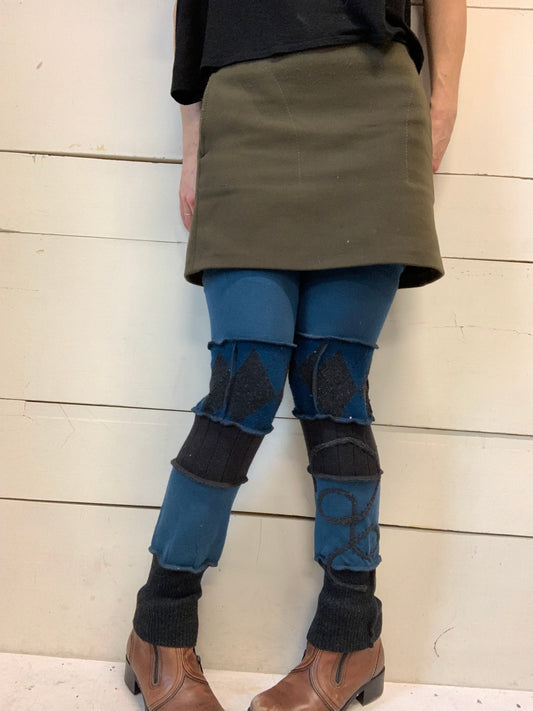 L’indispensable grise et bleu avec losanges et paillettes