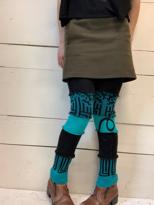 L’indispensable turquoise et noir avec une touche 80 😉