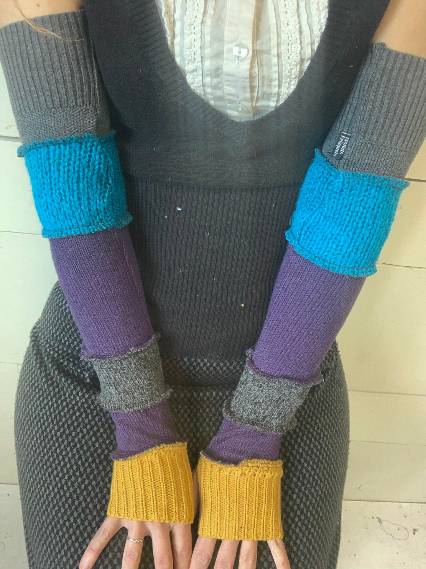 Manche mauve et turquoise