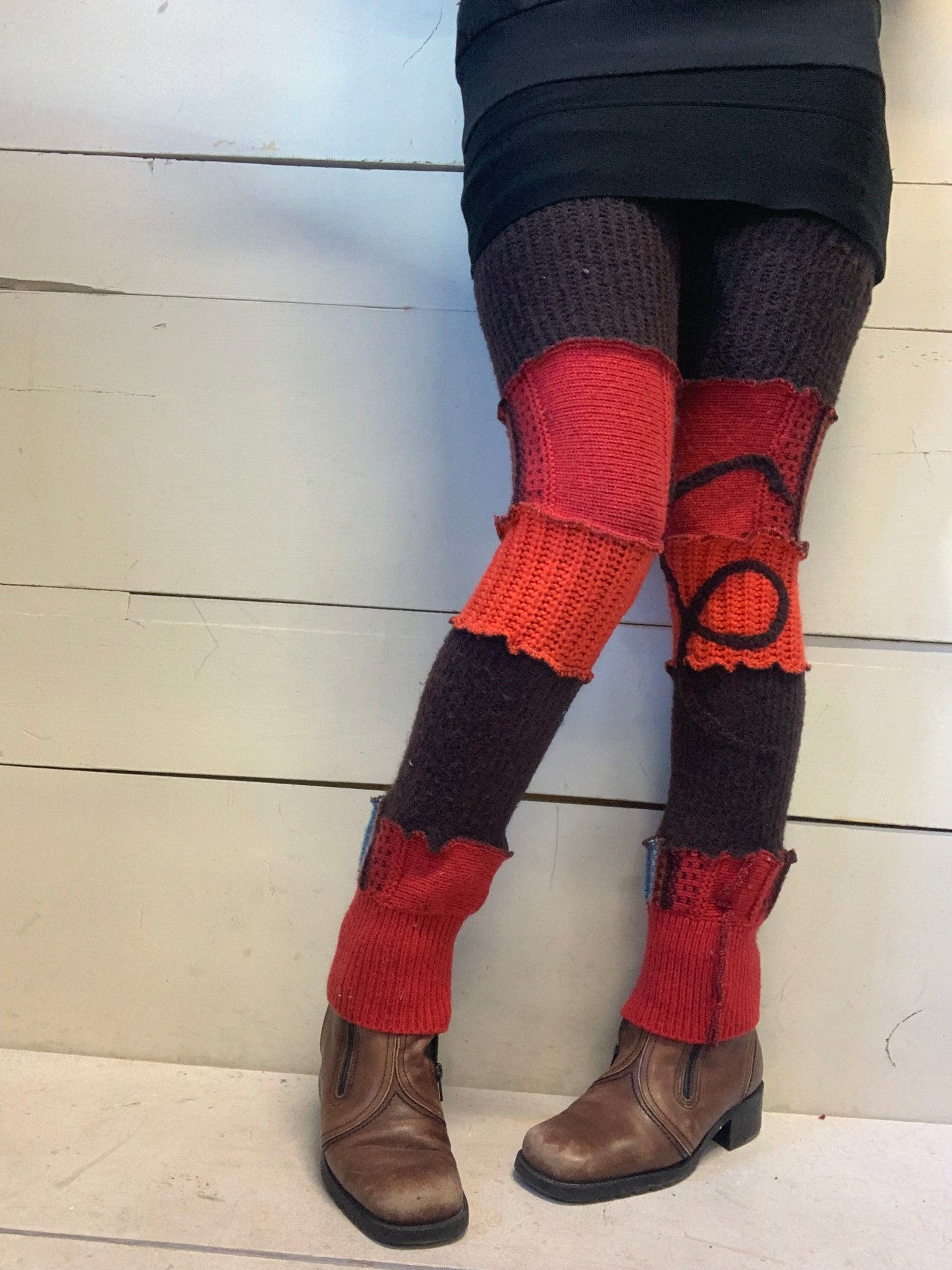 L’indispensable rouge, orange et brune