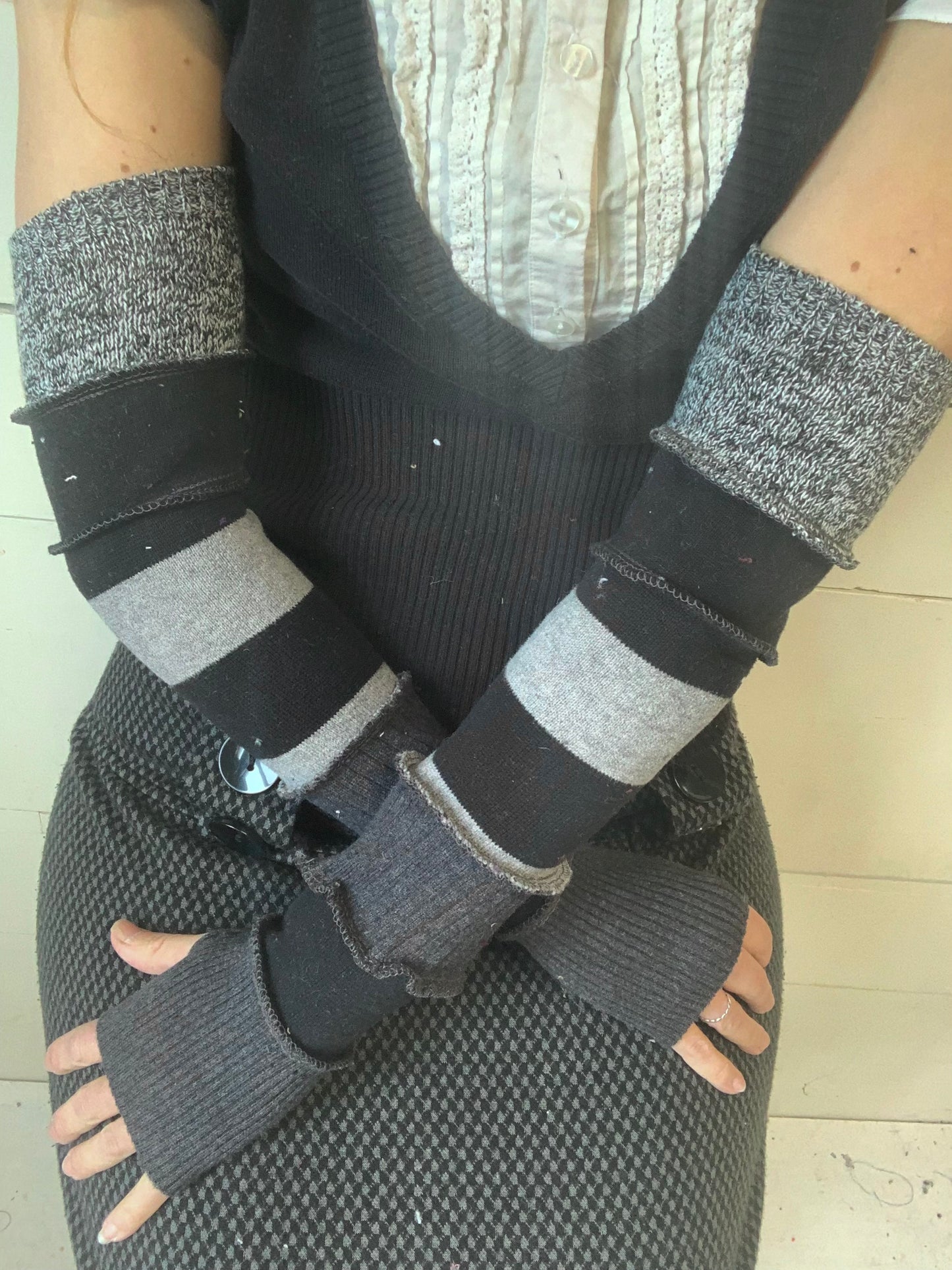 Manche gris et noir lignées