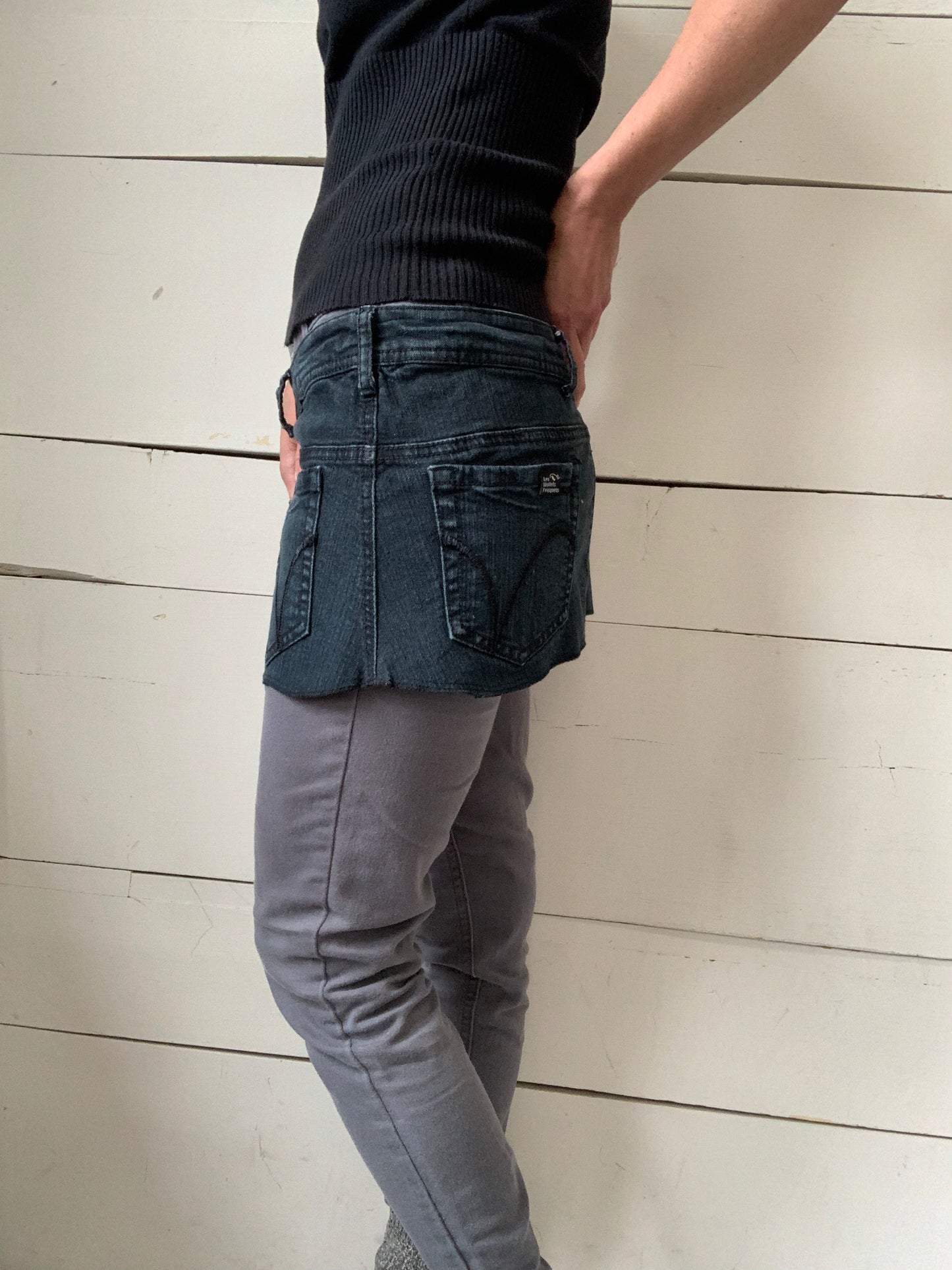 TABLIER JEANS NOIR DÉLAVÉ