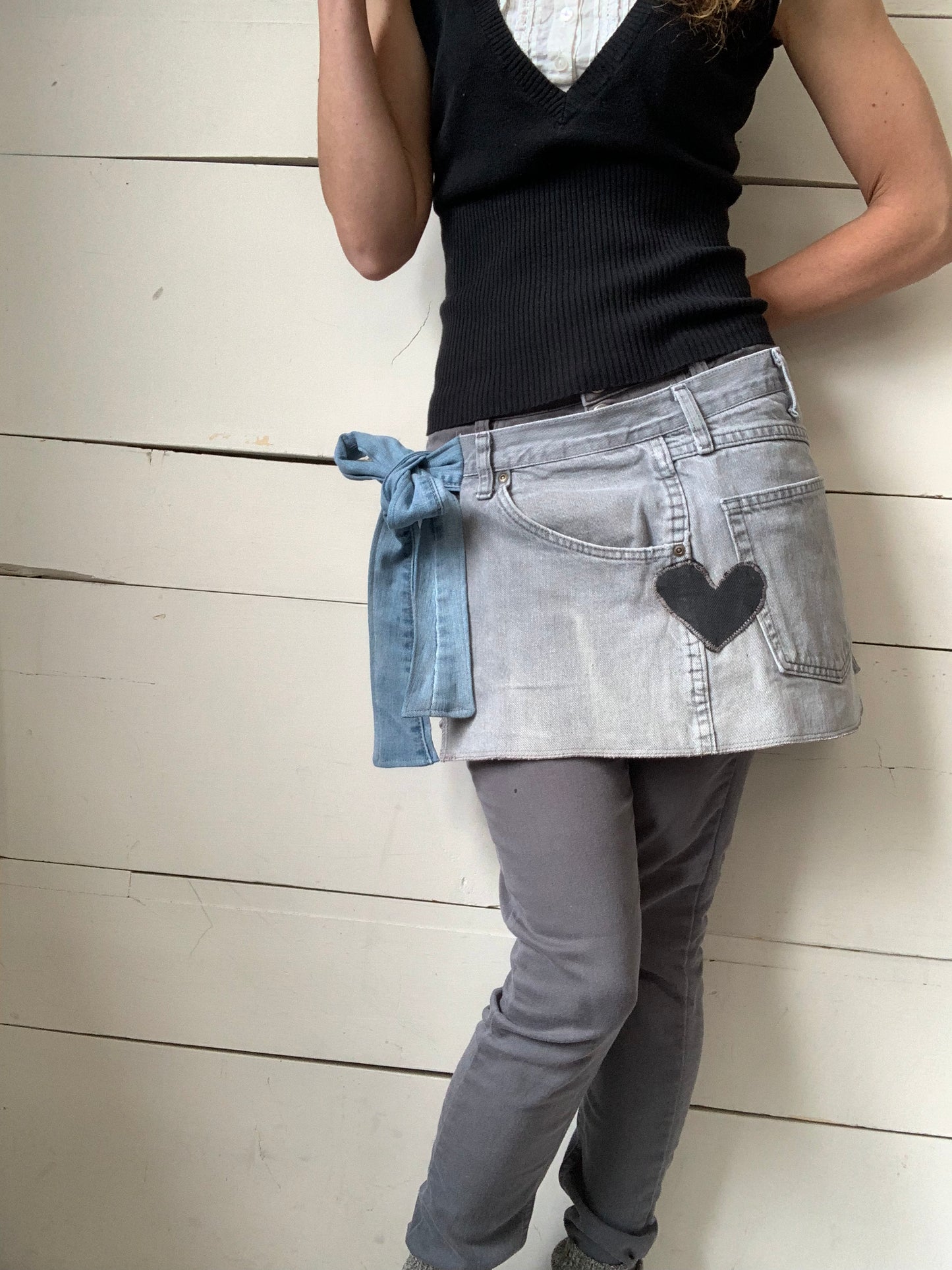 TABLIER JEANS GRIS