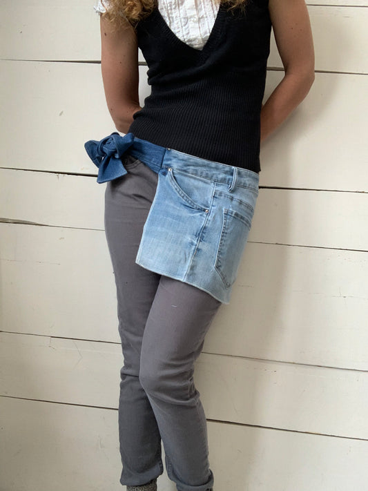 TABLIER JEANS BLEU PALE