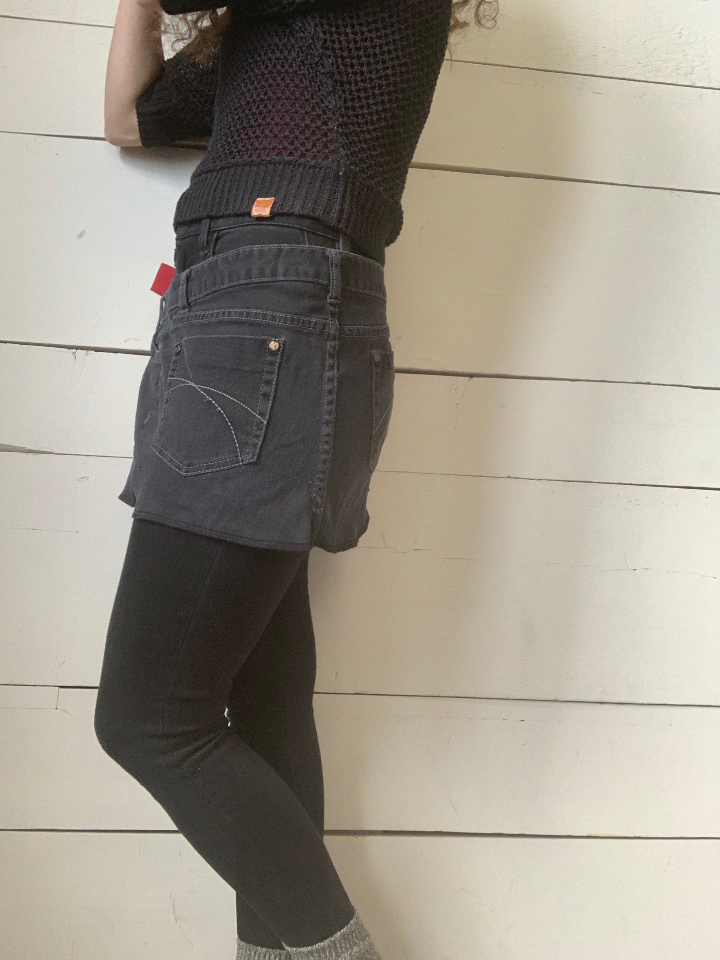 Tablier noir avec boucle rouge ❤️