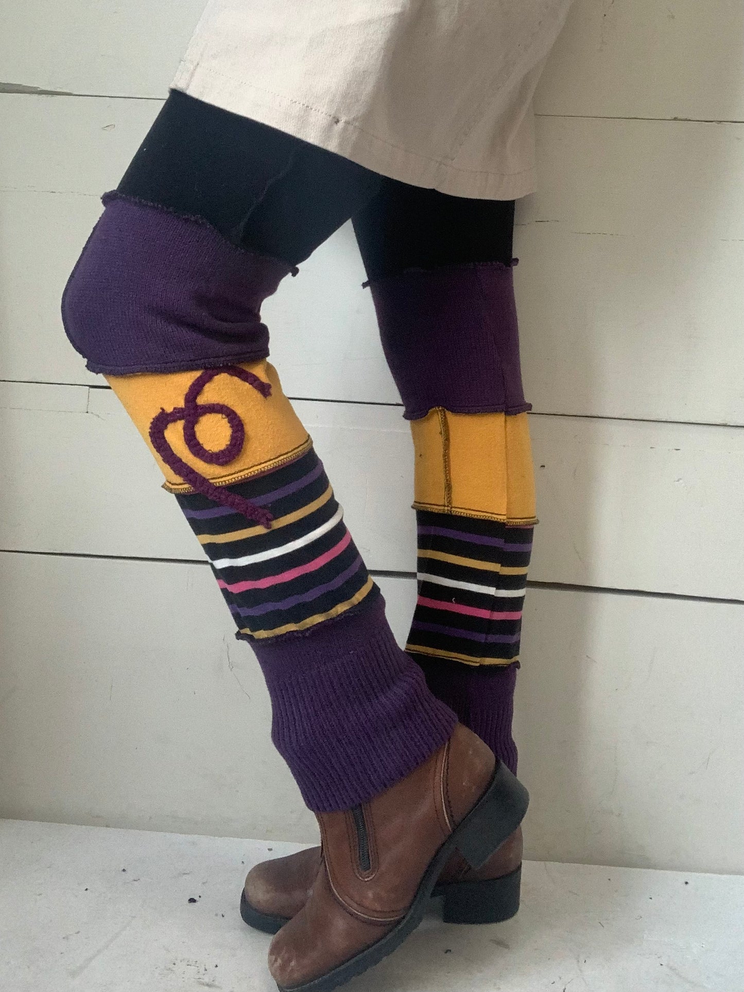 L’indispensable mauve et jaune