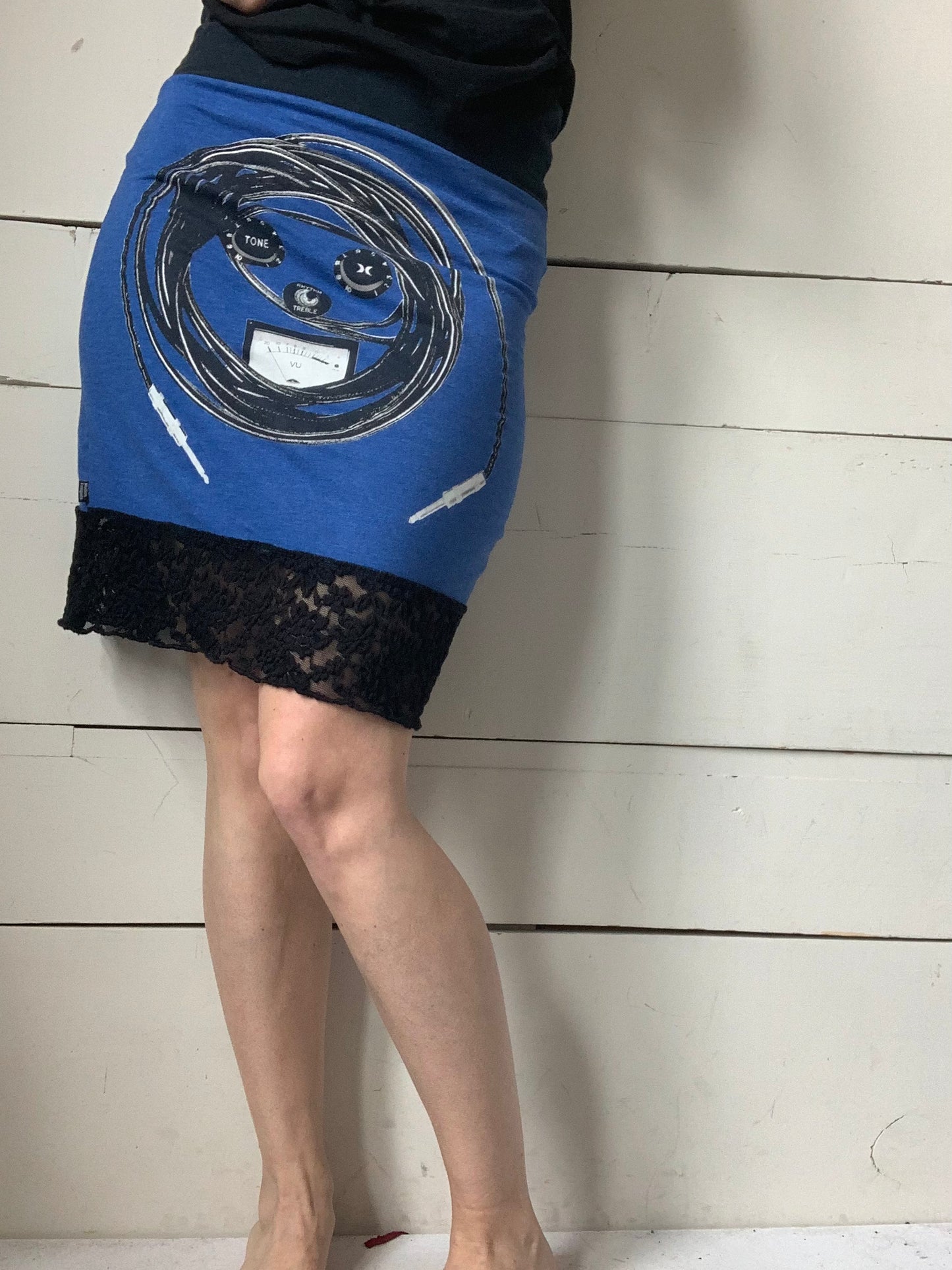 ROCK STAR SKIRT (S-M)