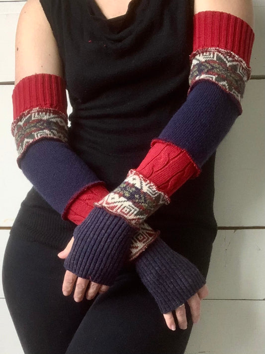 Navy and red sleeve 🤩