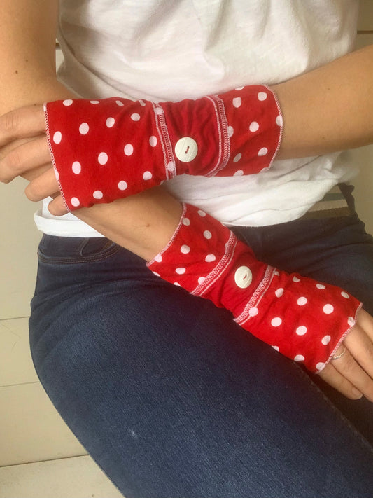 Lighter wrist Red with white dots 😍