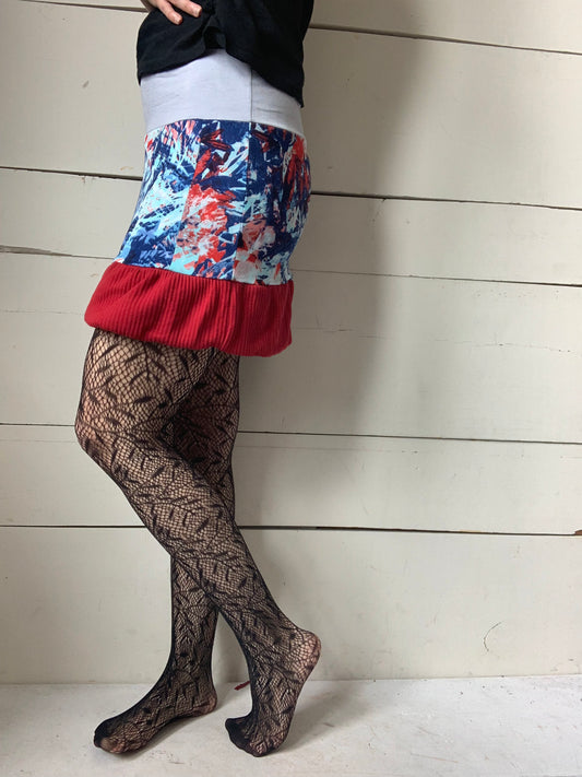 LA BELLE BLUE AND RED PUFF SKIRT 😍 (M/L)